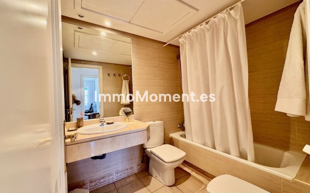 Wiederverkauf - Wohnung - Marbella - Puerto Banús