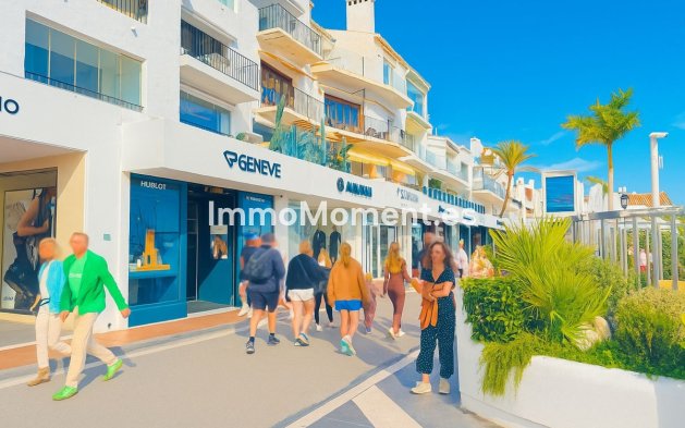 Wiederverkauf - Wohnung - Marbella - Puerto Banús