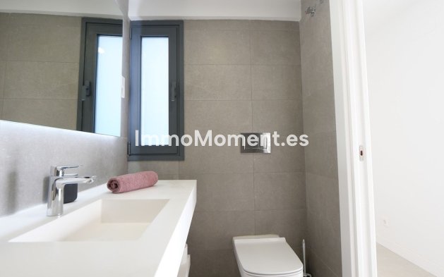 Resale - Apartment - Mijas - La Cala de Mijas