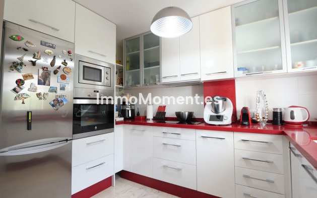 Wiederverkauf - Wohnung - Benalmadena - Benalmadena Centro