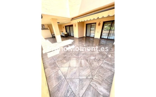 Reventa - Apartamento - Benahavís - Benahavís Centro