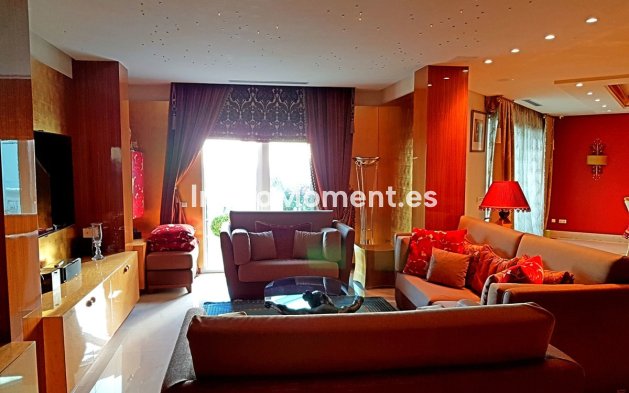 Reventa - Apartamento - Estepona  - New Golden Mile