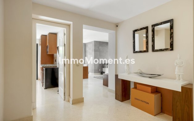 Reventa - Apartamento - Benahavís - Benahavís Centro