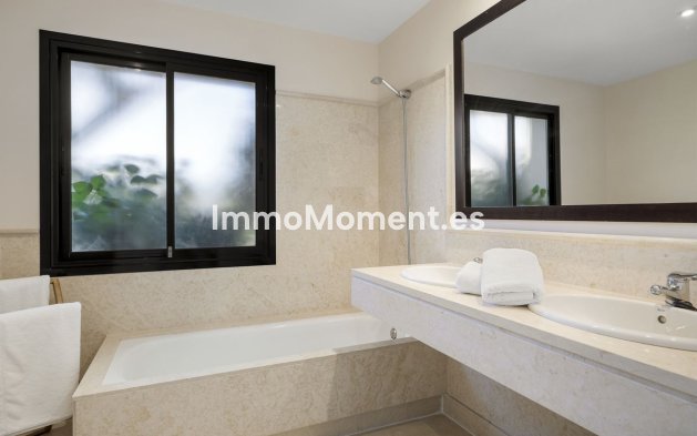 Reventa - Apartamento - Benahavís - Benahavís Centro