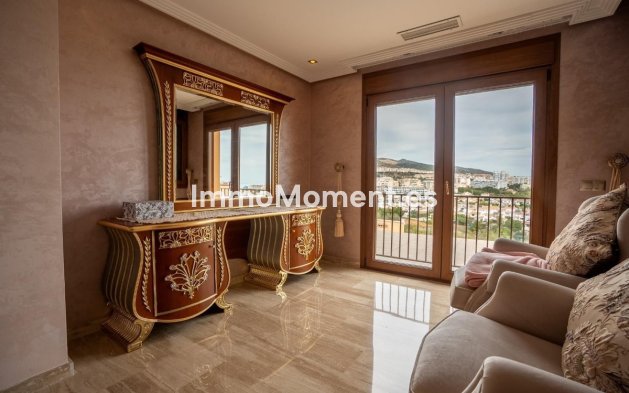 Resale - Villa - Benalmadena - Benalmadena Costa