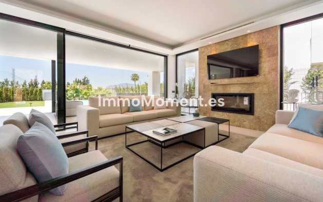 Wiederverkauf - Villa - Marbella - Nueva Andalucía