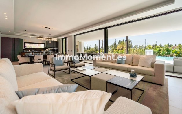 Wiederverkauf - Villa - Marbella - Nueva Andalucía