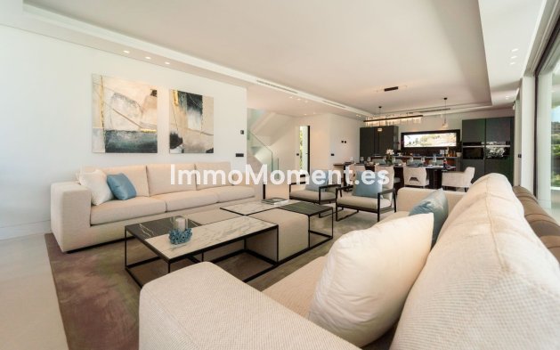 Wiederverkauf - Villa - Marbella - Nueva Andalucía