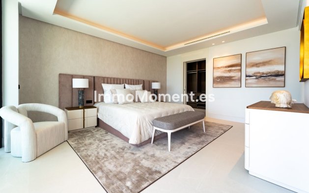 Wiederverkauf - Villa - Marbella - Nueva Andalucía