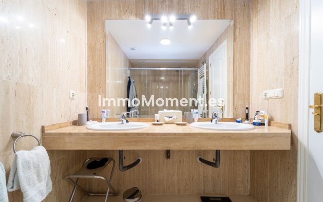 Revente - Appartement - Marbella - Elviria