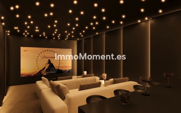 Revente - Villa - Marbella - Altos de los Monteros