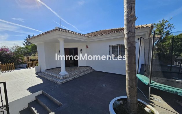 Revente - Villa - Benalmadena - Benalmadena Centro