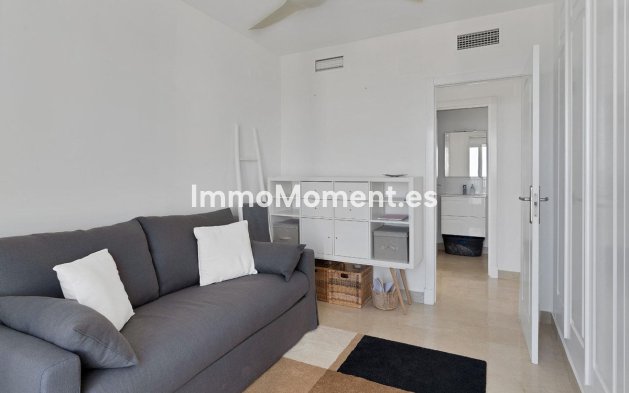 Resale - Apartment - Mijas - Calahonda