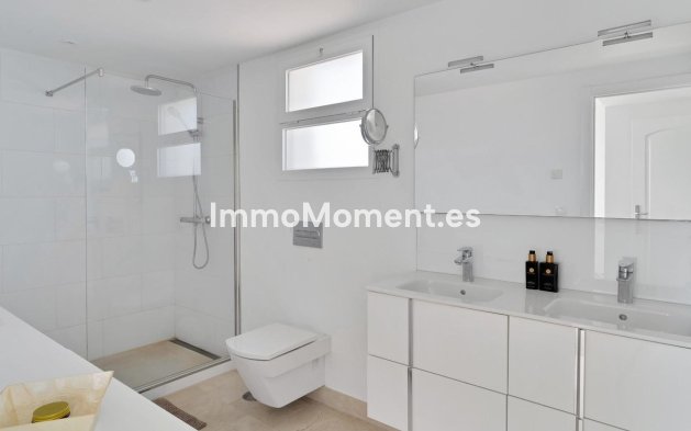 Resale - Apartment - Mijas - Calahonda