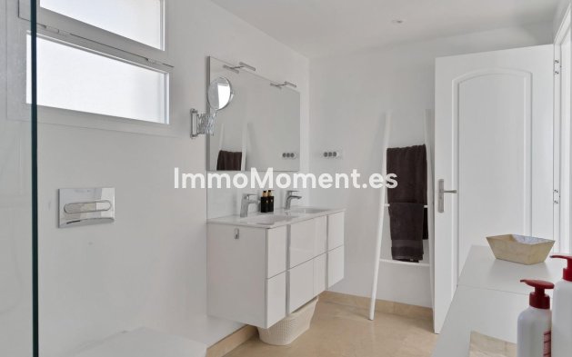 Resale - Apartment - Mijas - Calahonda