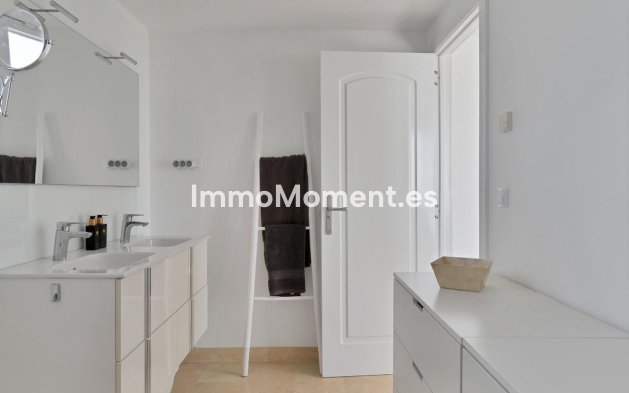 Resale - Apartment - Mijas - Calahonda