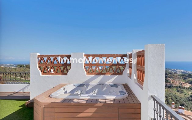Resale - Apartment - Mijas - Calahonda