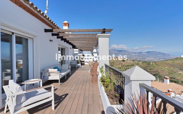 Resale - Apartment - Mijas - Calahonda