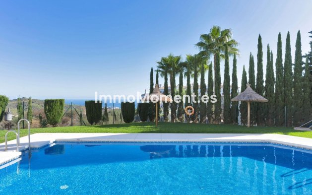 Resale - Apartment - Mijas - Calahonda