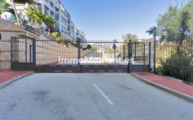 Resale - Apartment - Mijas - Calahonda