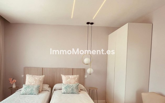 Revente - Villa - Benalmadena - Benalmadena Centro