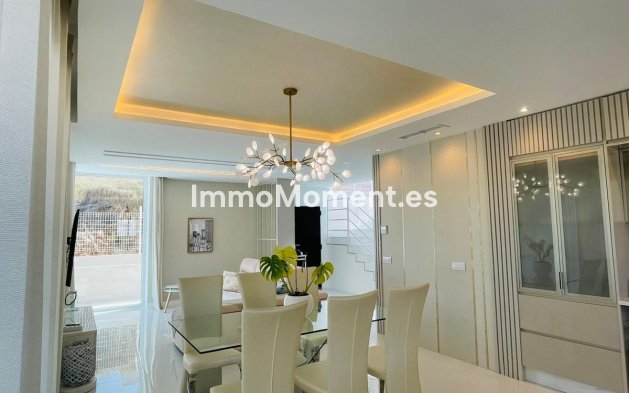 Revente - Villa - Benalmadena - Benalmadena Centro