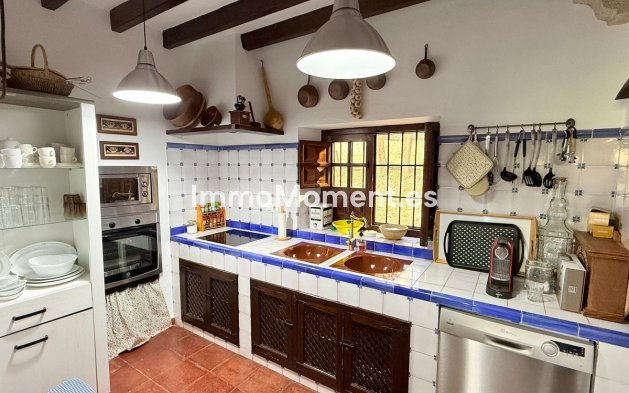 Revente - Maison de campagne - Intérieur                       - Alora