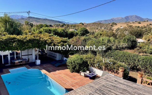 Revente - Maison de campagne - Intérieur                       - Coín