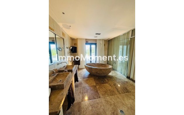 Reventa - Villa independiente - Sotogrande - San Roque Club