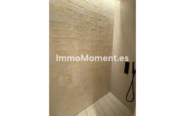 Wiederverkauf - Wohnung - Málaga