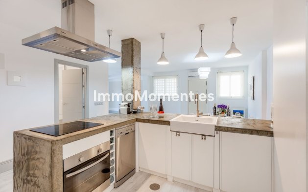 Revente - Appartement - Marbella - Nueva Andalucía