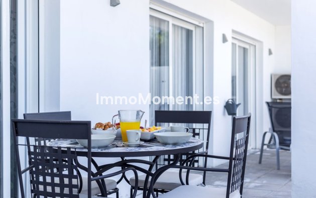 Revente - Appartement - Marbella - Nueva Andalucía