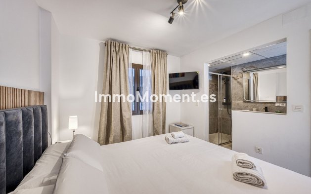 Wiederverkauf - Wohnung - Marbella - Puerto Banús