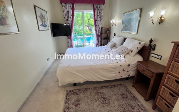 Resale - Apartment - Marbella - Las Chapas
