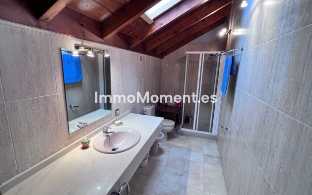 Resale - Apartment - Marbella - Las Chapas