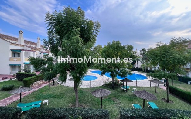 Resale - Apartment - Marbella - Las Chapas