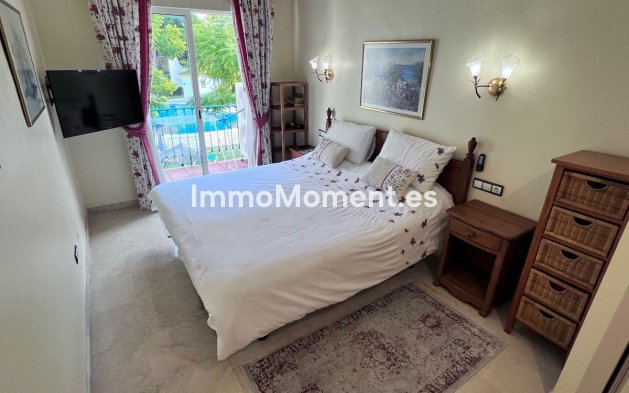 Resale - Apartment - Marbella - Las Chapas