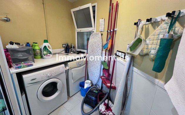 Resale - Apartment - Marbella - Las Chapas