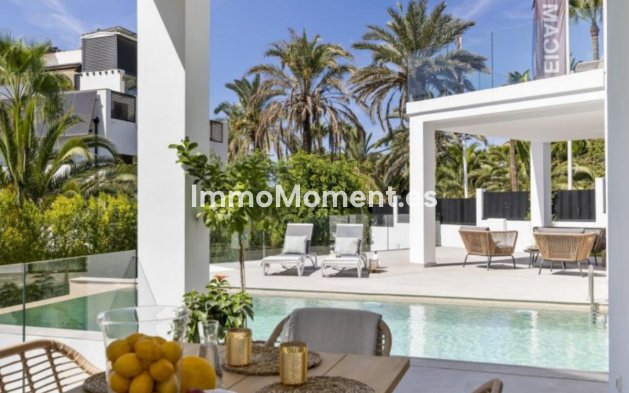 Wiederverkauf - Villa - Marbella - Marbesa