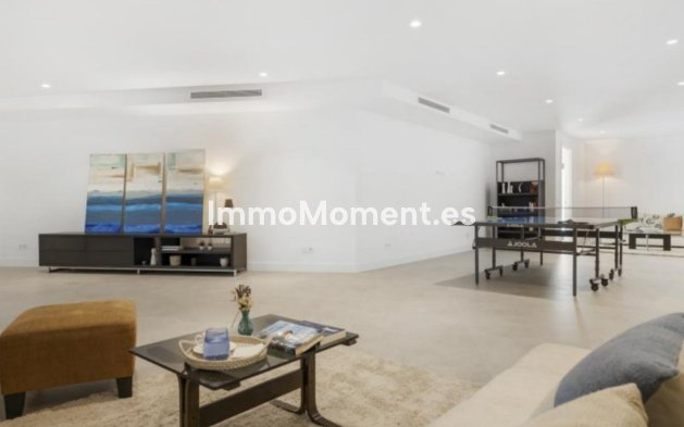 Wiederverkauf - Villa - Marbella - Marbesa