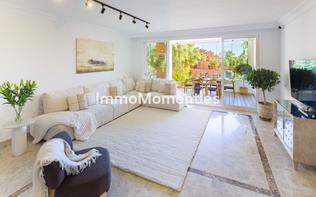 Wiederverkauf - Wohnung - Marbella - Nueva Andalucía