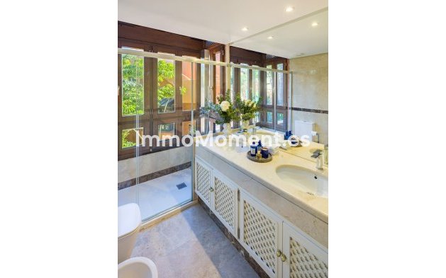 Wiederverkauf - Wohnung - Marbella - Nueva Andalucía