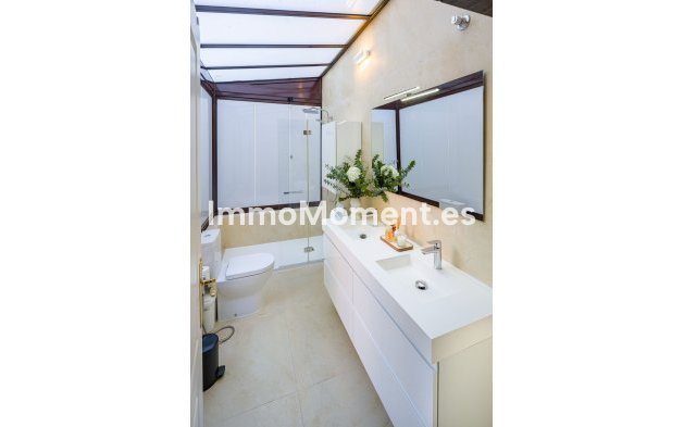 Wiederverkauf - Wohnung - Marbella - Nueva Andalucía