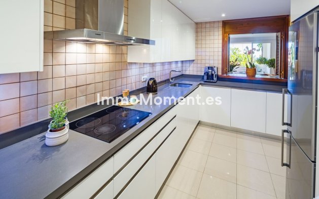 Wiederverkauf - Wohnung - Marbella - Nueva Andalucía