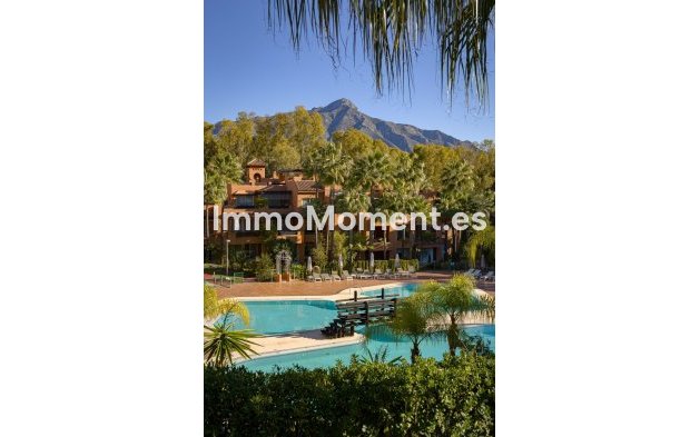Wiederverkauf - Wohnung - Marbella - Nueva Andalucía