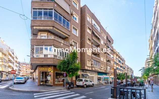 Revente - Appartement - Torrevieja - Torrevieja Centro