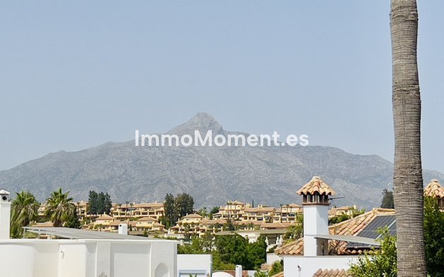 Reventa - Villa - Marbella - Marbella Centro