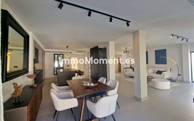 Reventa - Villa - Marbella - Marbella Centro