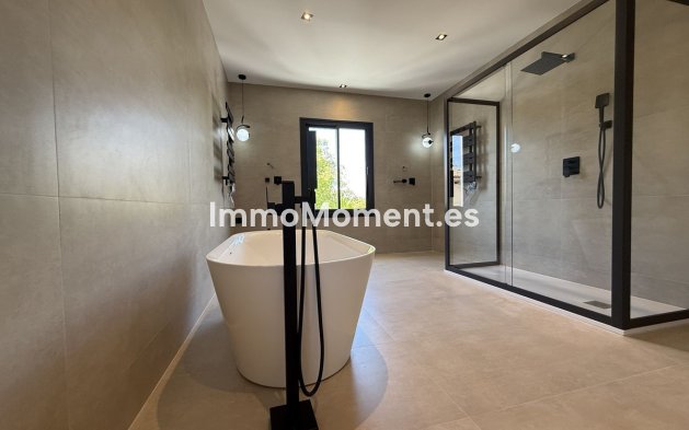 Reventa - Villa - Marbella - Marbella Centro