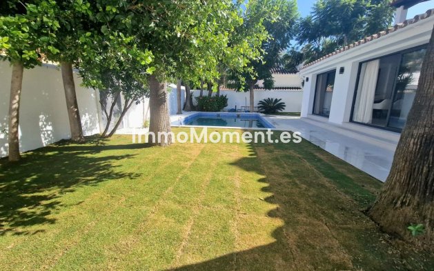 Reventa - Villa - Marbella - Marbella Centro